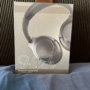 Hush blue tooth head phones